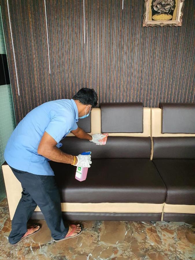 ולורה Arihanth Inn מראה חיצוני תמונה