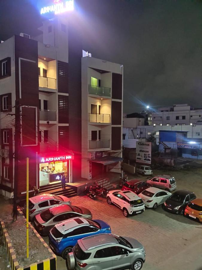 ולורה Arihanth Inn מראה חיצוני תמונה