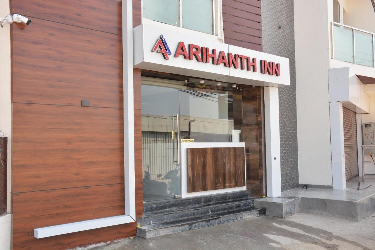 ולורה Arihanth Inn מראה חיצוני תמונה