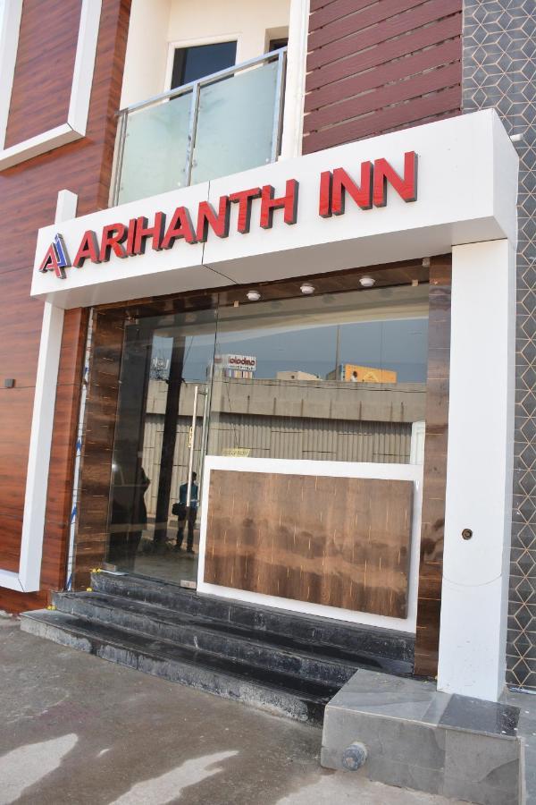 ולורה Arihanth Inn מראה חיצוני תמונה